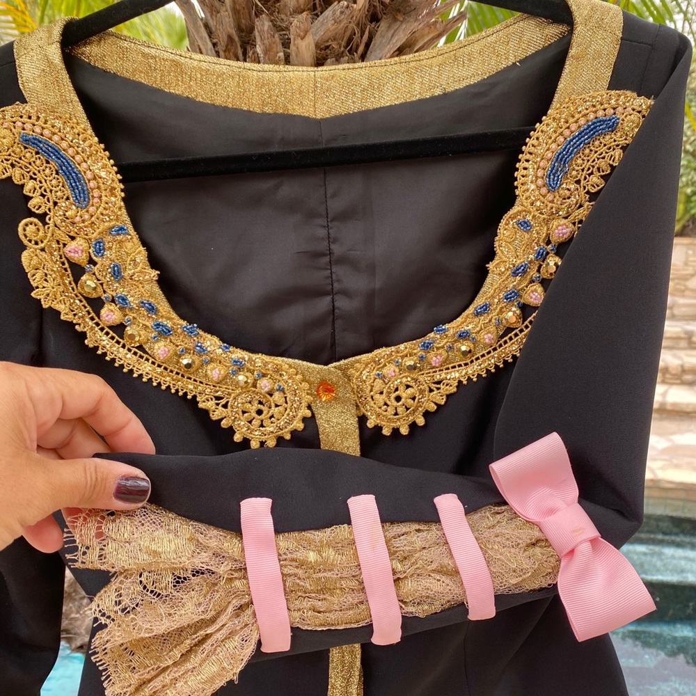 Hand Sawn beautiful Fancy Jacket with beads - Picture 4 of 9